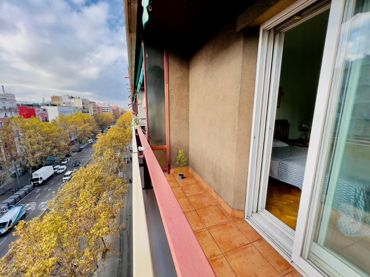 Your Second Home In Barcelona With Private Room And Private Bathroom Close To Montjuic, Pl Espana, La Rambla, Ferry Port מראה חיצוני תמונה